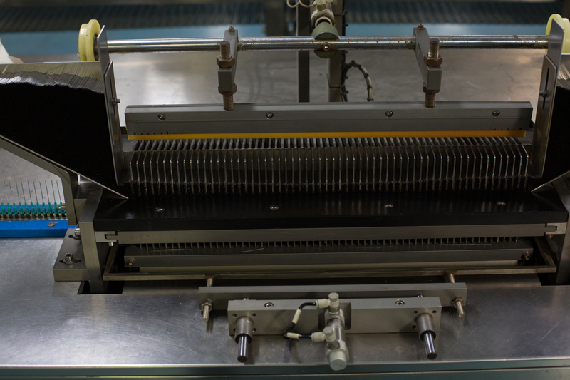 Hypodermic Needle Auto Assembly and Packing Machine - 山东双雄智能设备有限公司